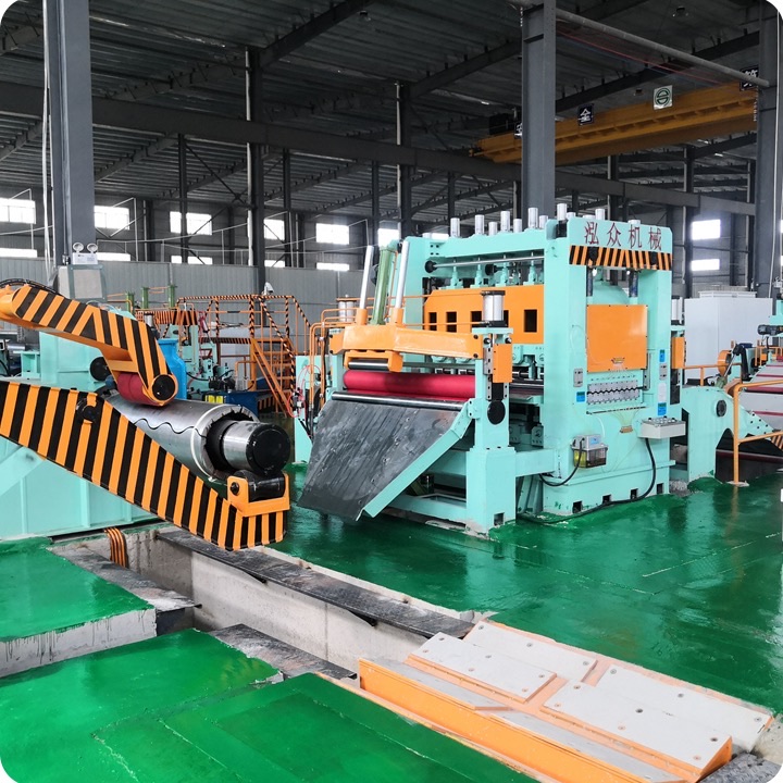 Factory photo: Slitting and cut-to-length combination line